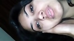 Indian desi girl giving blowjob to her bf