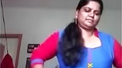 Sexy Mallu Bhabhi Showing Her Big Boobs and Pussy To Lover
